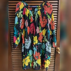 Flowy plus size sheer blouse